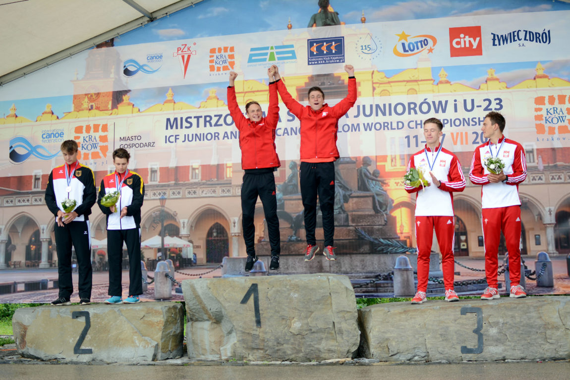 Kaspar-Mruzek-podium-1.jpg